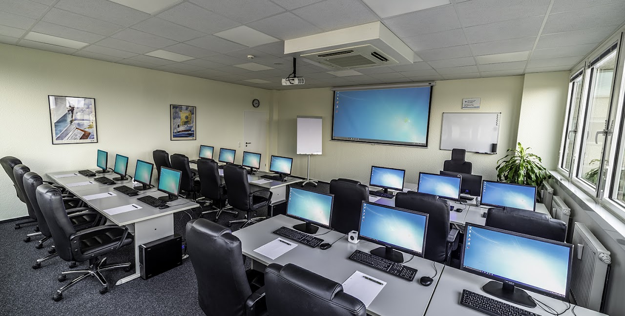 Com Center Frankfurt - Eberhardt Training & Services